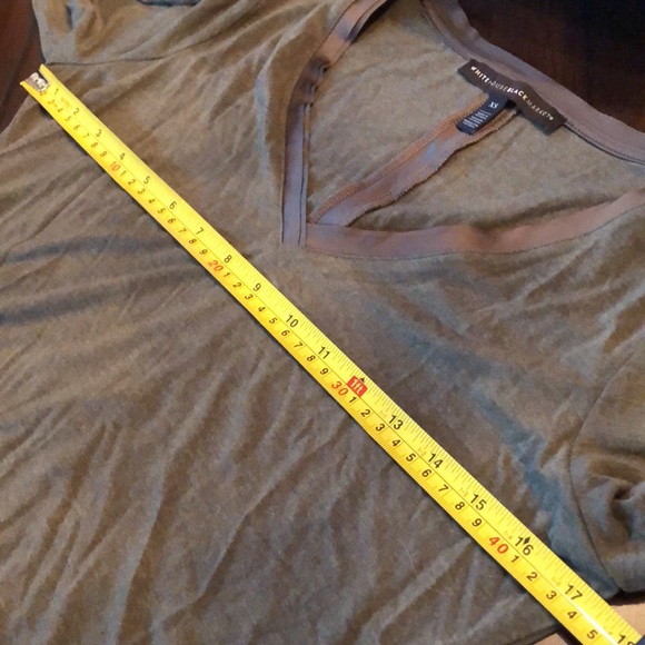 WHBM Satin vert stripe back, double ribbon trim v-neck long-sleeved comfy top - Picture 8 of 8